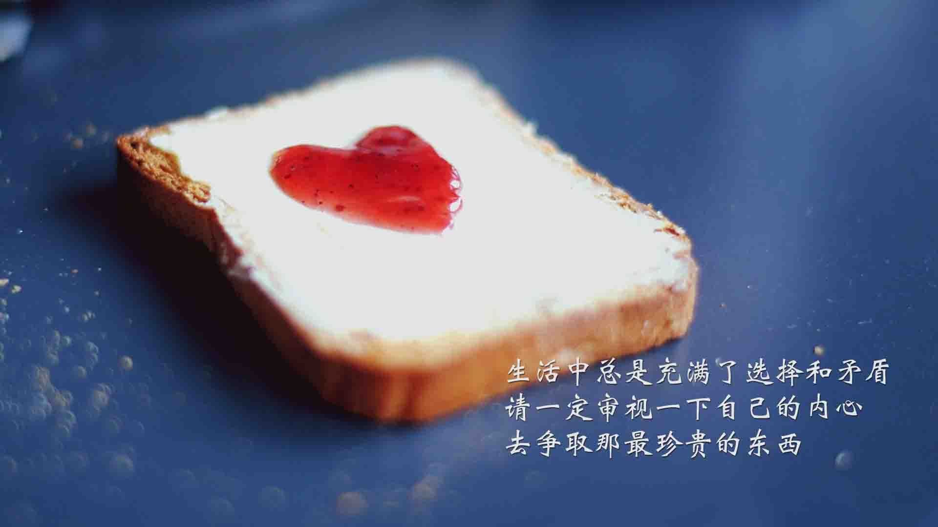 开云官方-英超“铁血战术”引热议：谁能笑到最后？