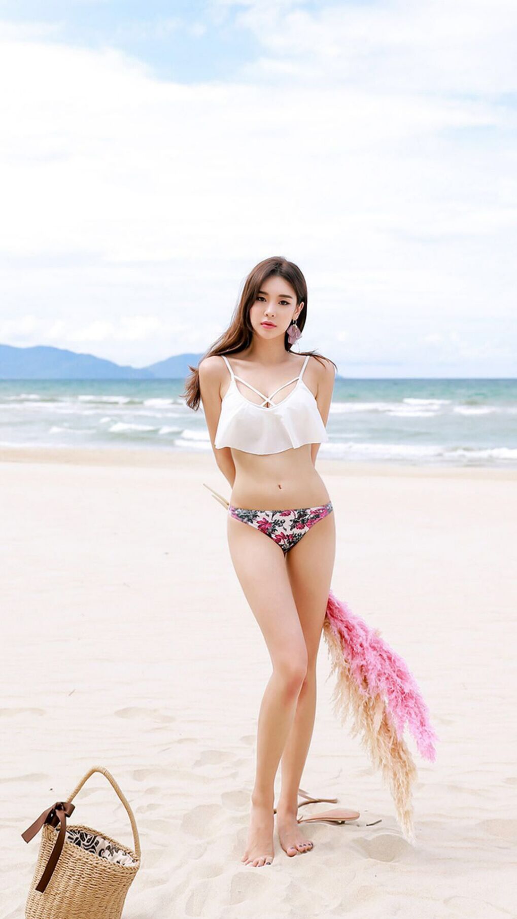 开云网站-曼联高层召开发布会回应质疑，曼联最新大名单